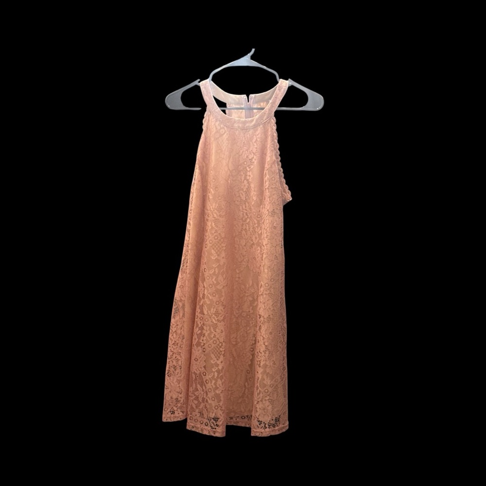 Andree By Unit Lace dress, fully lined